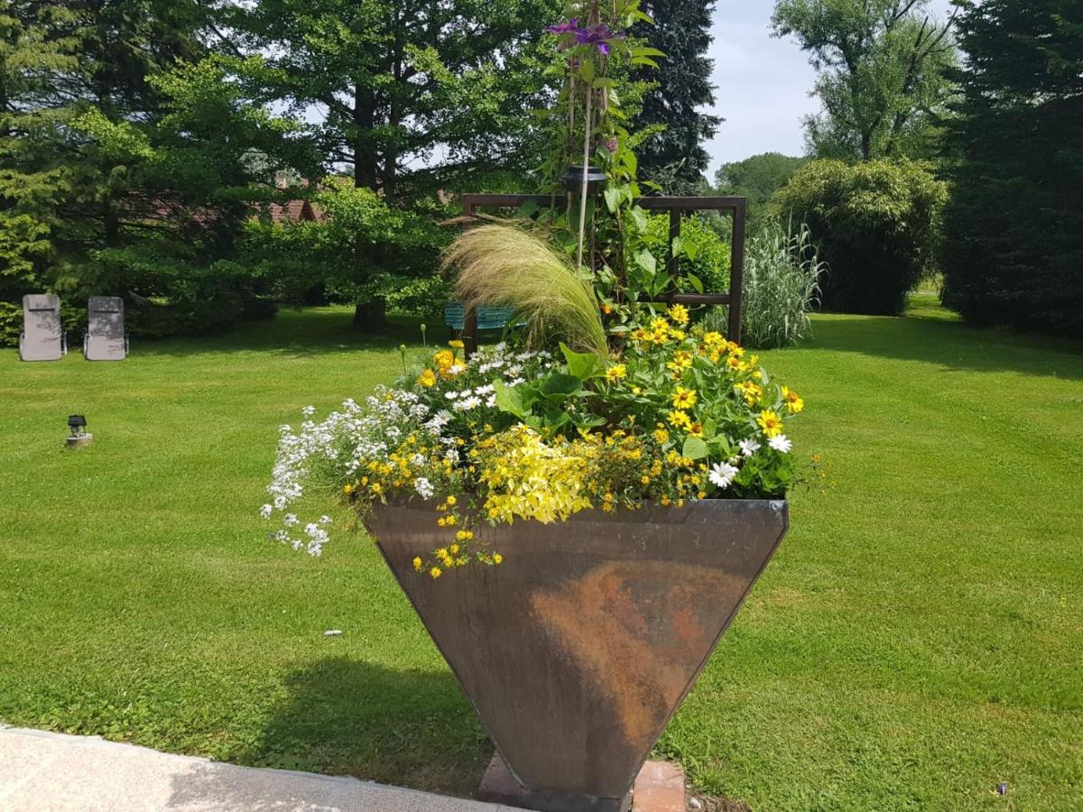 Bed and Breakfast Le Venay Frontenaud Exterior foto